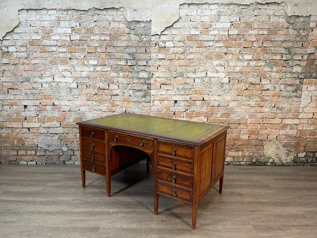 Klassiek Engels Chesterfield Bureau bij TheReSales, Ophalen