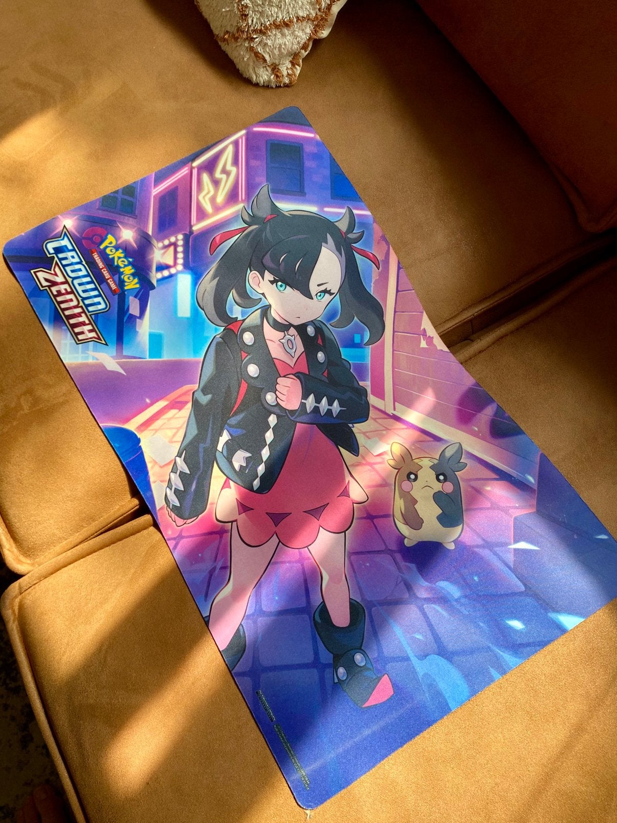 Pokémon Crown Zenith Marnie & Morpeko TCG Speelmat, Ophalen of Verzenden, Zo goed als nieuw, Overige typen