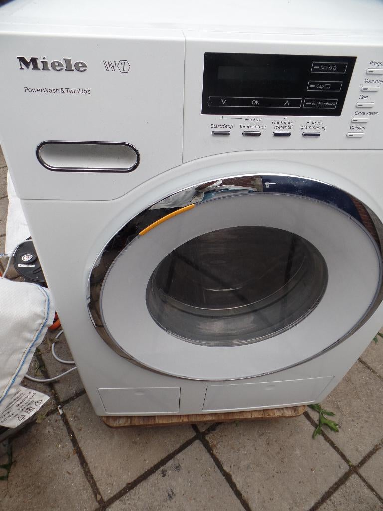 Miele wasmachine  W1 + Miele warmtepomp droger 8kg, Ophalen, 1200 tot 1600 toeren, Gebruikt, 8 tot 10 kg