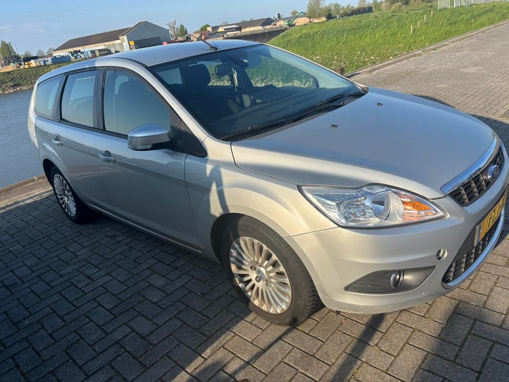 Ford Focus 1.6 benzine nieuwe distributie, 1596 cc, 15 km/l, 4 cilinders, 635 kg
