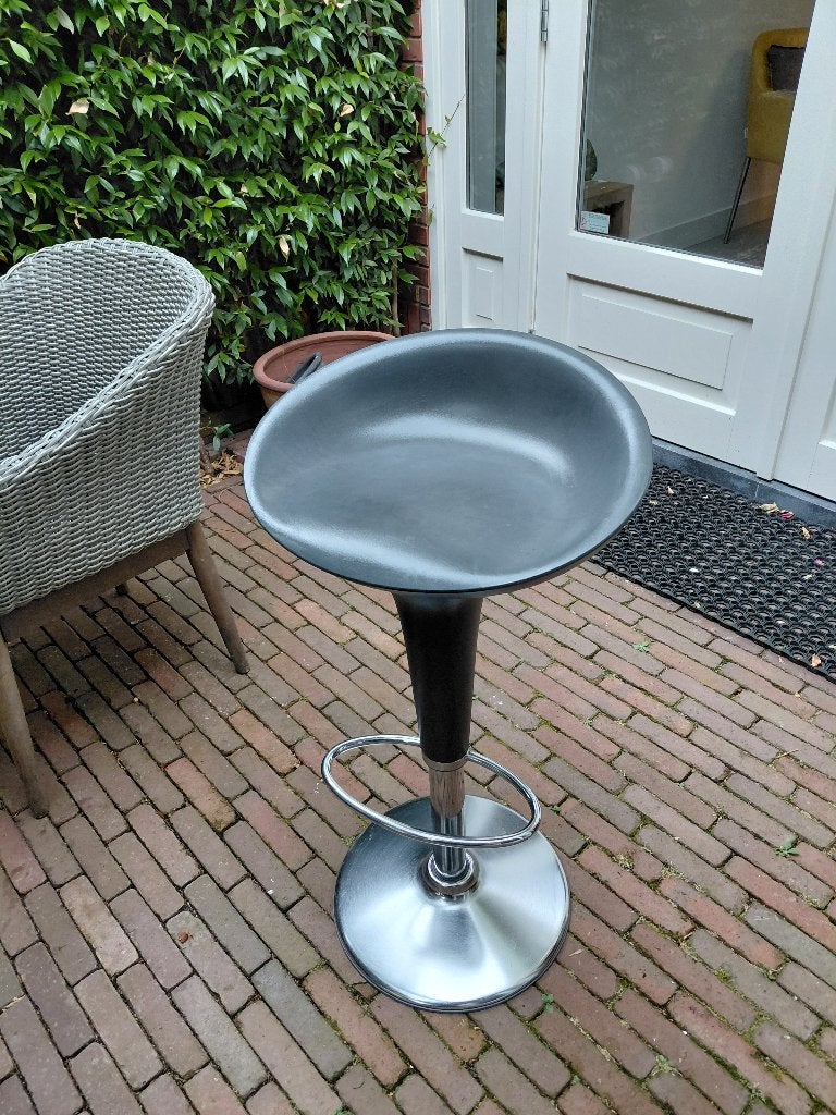 Barkruk Magis Bombo, nog maar één, Ophalen, 60 tot 90 cm, 1 kruk, In hoogte verstelbaar