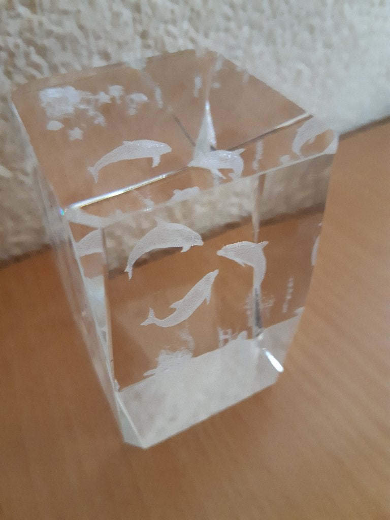 3D Laser Kristal Glasblok met dolfijnen – Vintage decoratie, Ophalen of Verzenden, Zo goed als nieuw, Kristal, Glas of Glazen