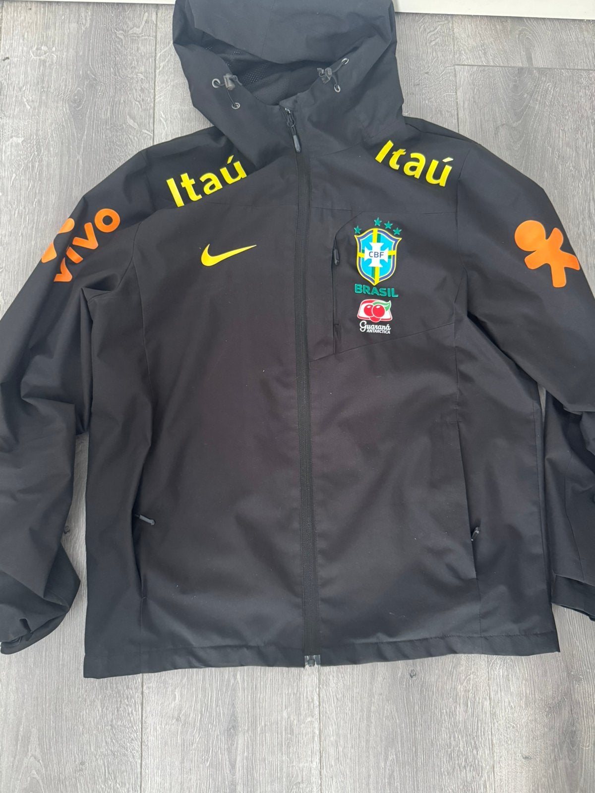 nike brazil windbreaker, Ophalen of Verzenden, Zo goed als nieuw, Maat 48/50 (M), Blauw
