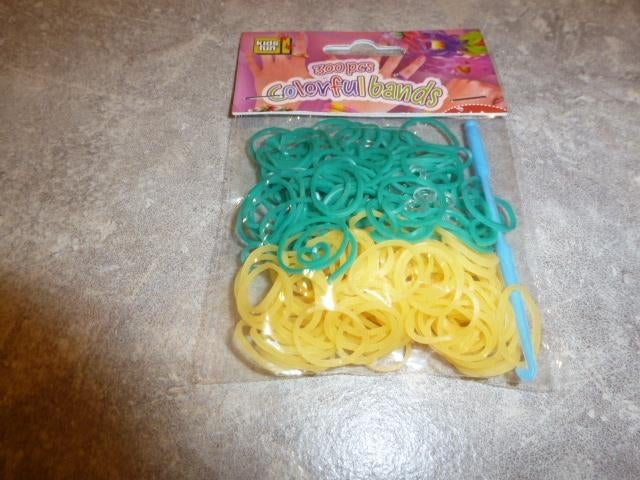 NIEUW 200 glowing geel/blauw loom bandjes 5 zakjes voor 8,00, Ophalen of Verzenden, Nieuw, Knutselen