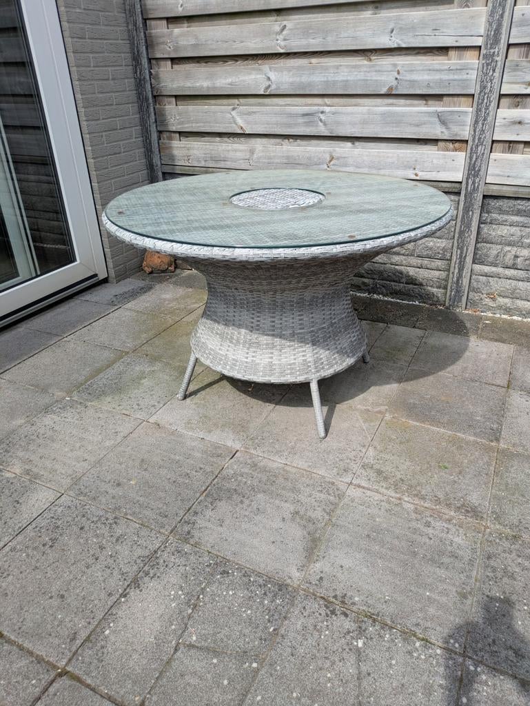 Ronde tuintafel met glasplaat en wicker hartman, Ophalen