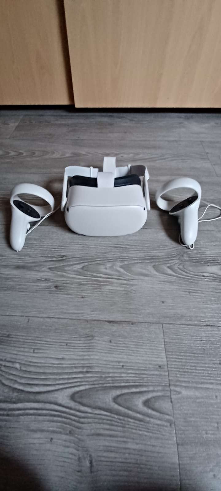 Oculus Quest 2 VR-bril met controllers en accessoires, Spelcomputers en Games, Virtual Reality, Ophalen of Verzenden