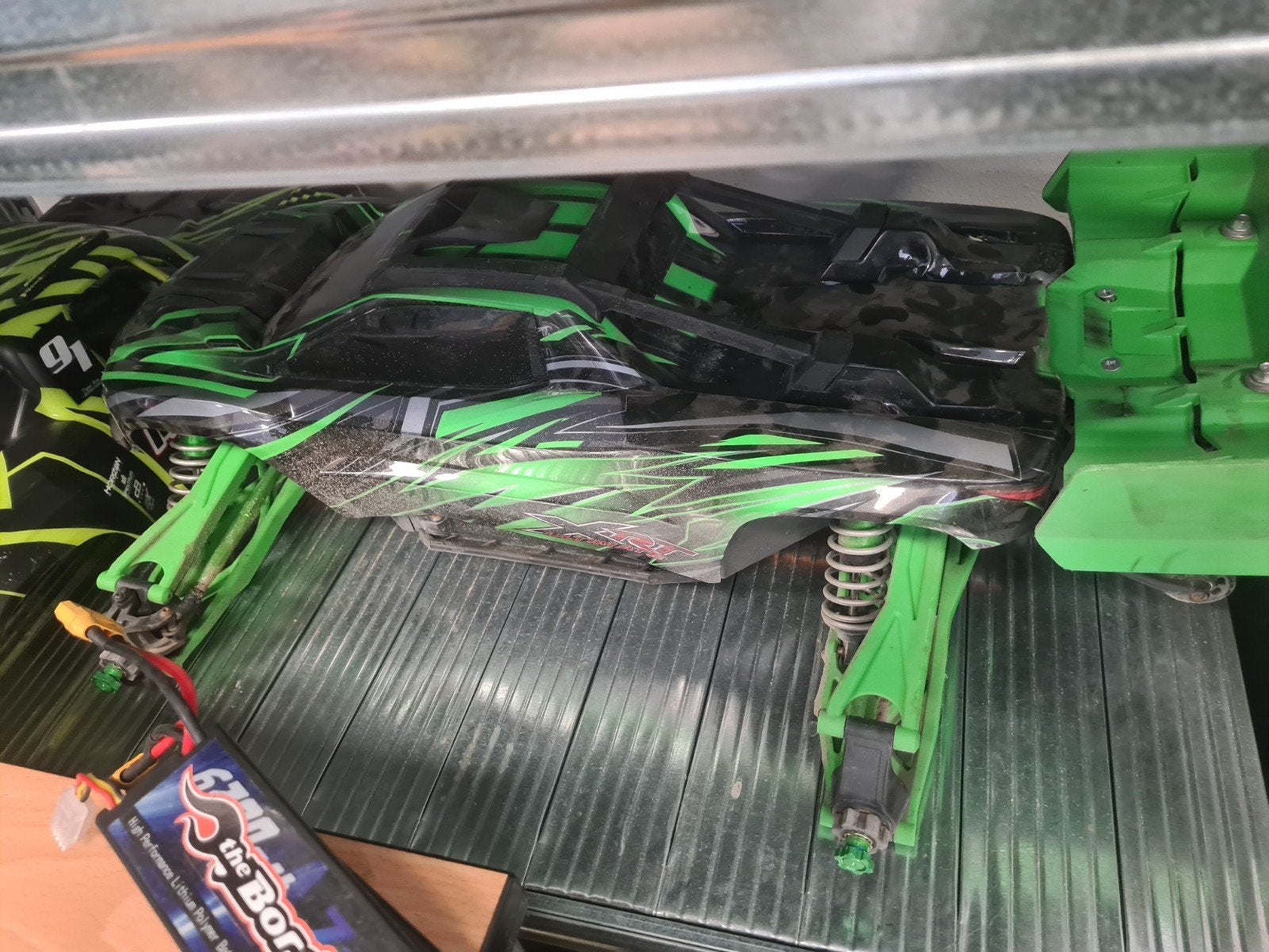 RC Auto's, laders, lipos (2S, 3S, 4S, 6S) en zenders, Hobby en Vrije tijd, Elektro, Gebruikt, Auto offroad, Ophalen of Verzenden