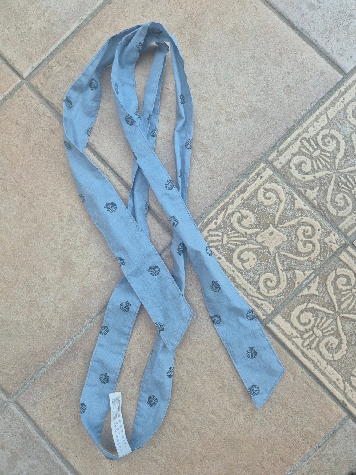 blauwe stoffen riem  met schelpjes print, Ophalen of Verzenden, Nieuw, Overige kleuren, 100 cm of meer