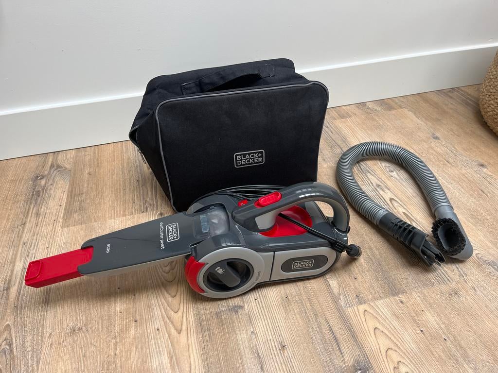 Black Decker DustBuster pivot 12v sigarettenaansteker, Ophalen of Verzenden, Gebruikt, Reservoir, Kruimeldief
