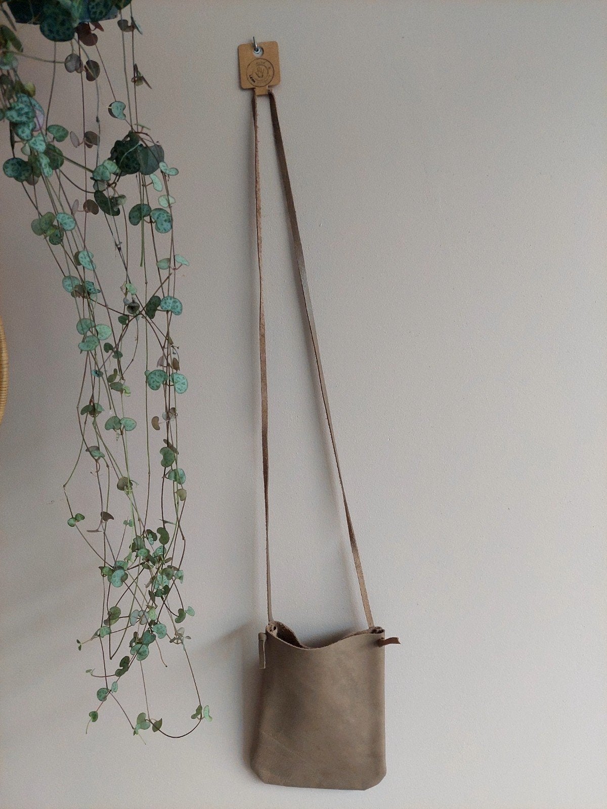 Leren tasje 14 x 19cm, handmade, Ophalen of Verzenden, Nieuw, Beige, Leer