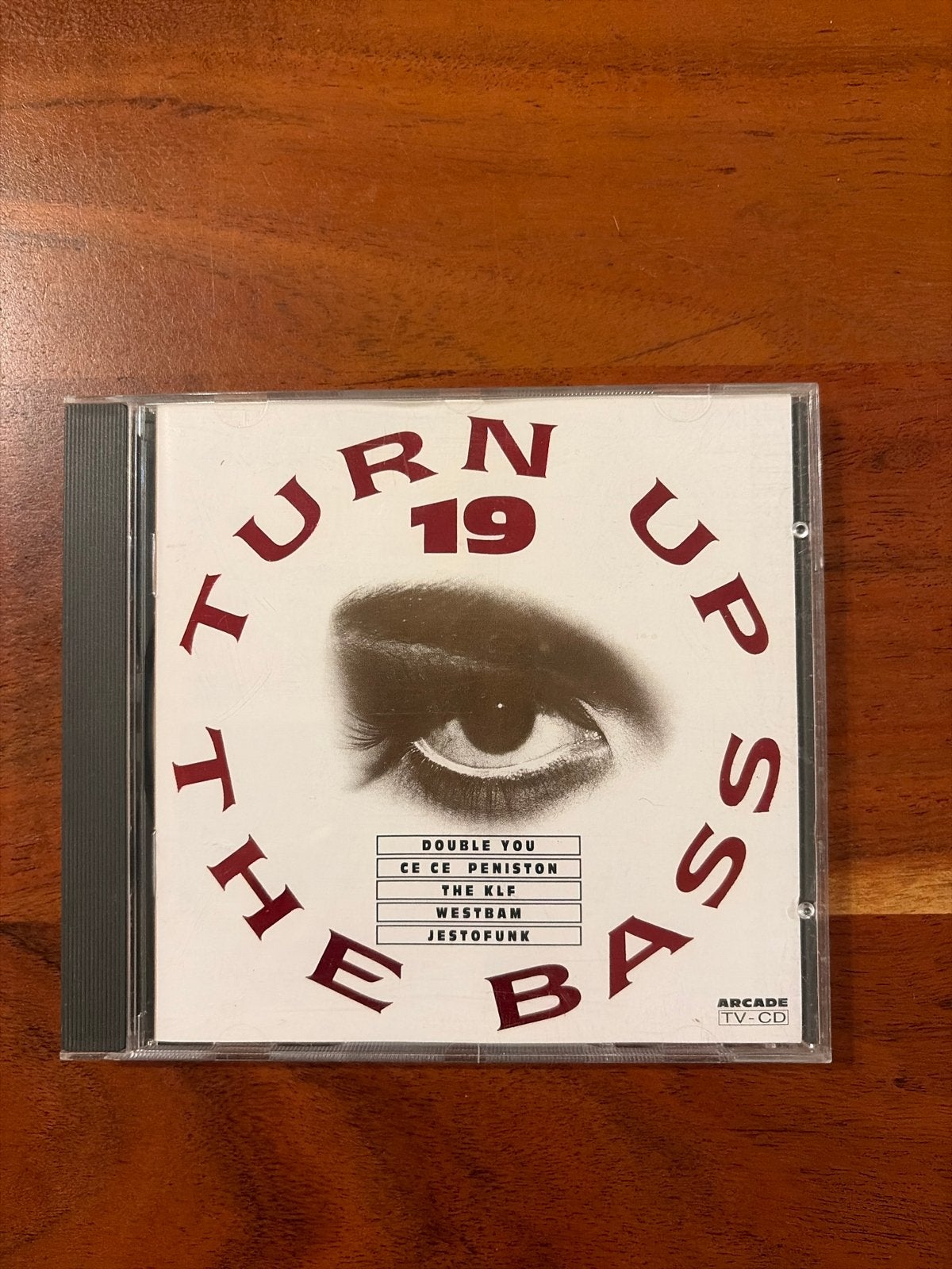 Turn Up The Bass 19 - Dance CD met diverse artiesten, Gebruikt, Dance, Ophalen of Verzenden, Verzamelalbum