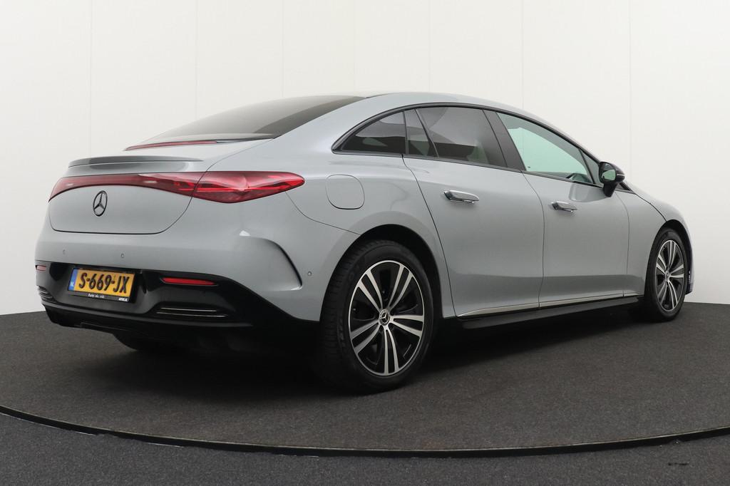 Mercedes-Benz EQE 300 AMG 89kWh NightPakket Sfeerverlichting, Auto's, Mercedes-Benz, Automaat, Gebruikt, 89 kWh, 572 km