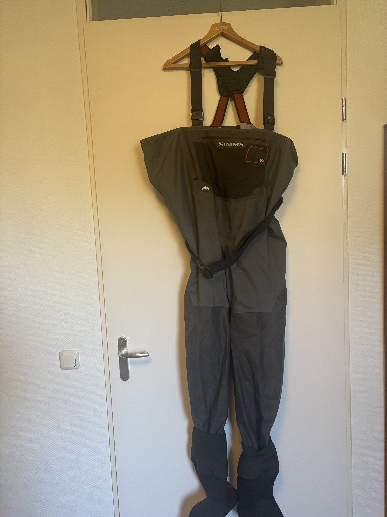 Simms G3 Waadpak + Simms Flyweight Access Boots, Watersport en Boten, Ophalen of Verzenden, Zo goed als nieuw, Complete set