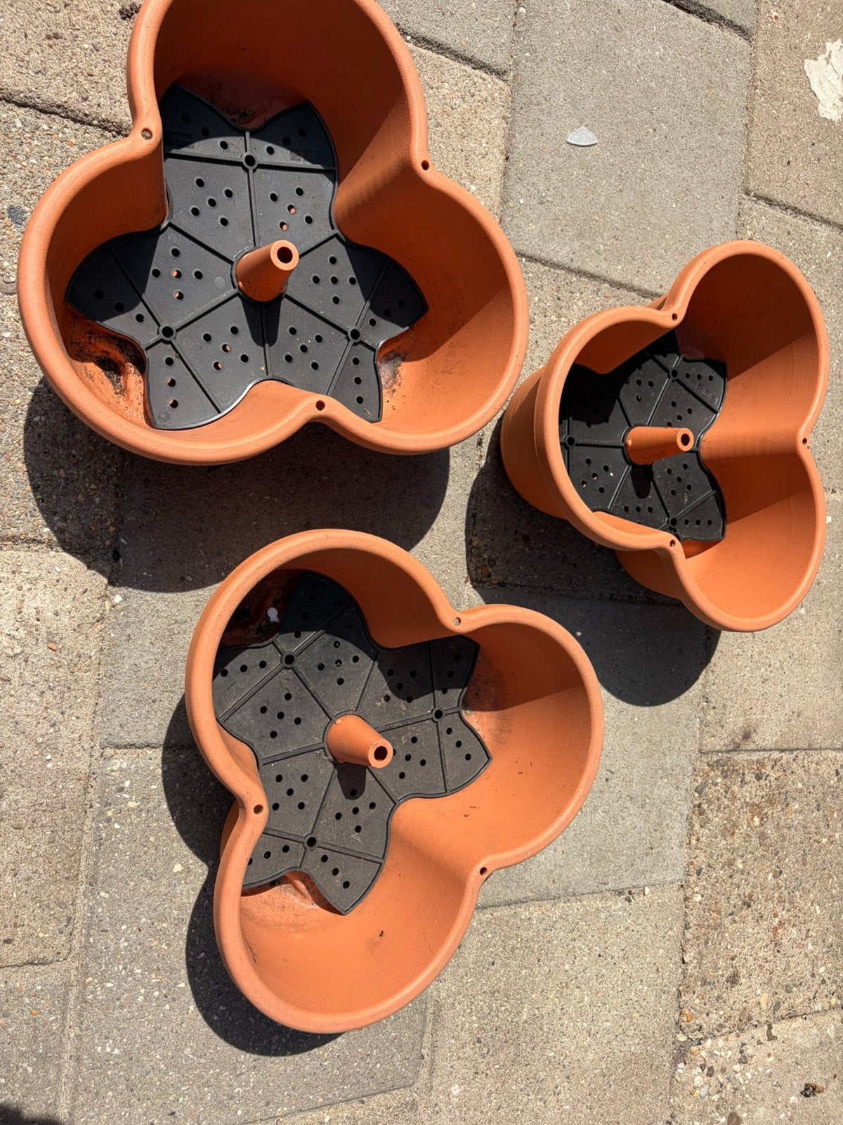 3 stapelbare plantenpotjes, Tuin en Terras, Kunststof, Gebruikt, Minder dan 30 cm, Rond
