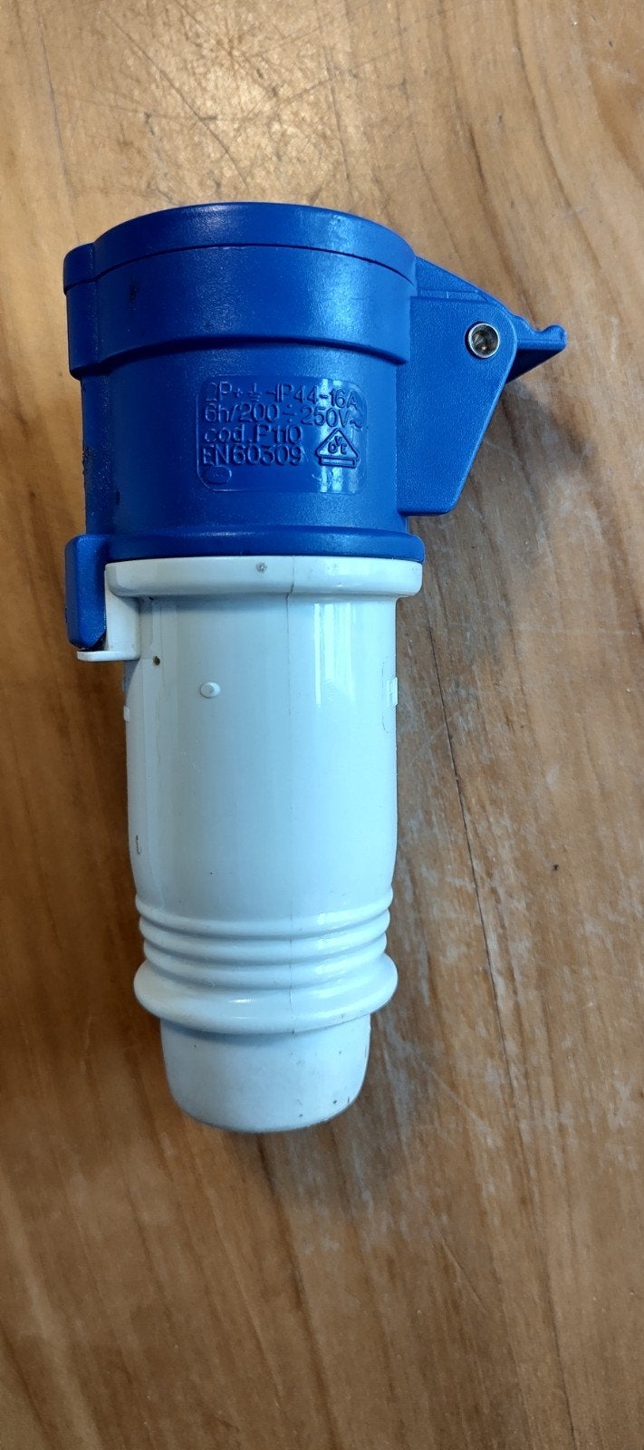 Powerpart CEE Stekker 200-250V 16A 2P+A, Doe-het-zelf en Verbouw, Ophalen of Verzenden, Zo goed als nieuw