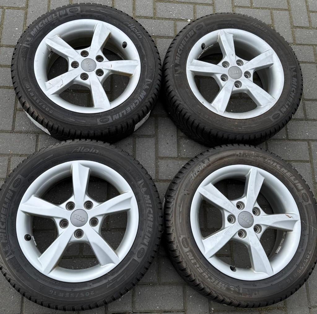 Audi 16" wielen 5 spaak velgen zilver Michelin winterbanden, Auto-onderdelen, Banden en Velgen, Ophalen, Gebruikt, Velg(en), 16 inch
