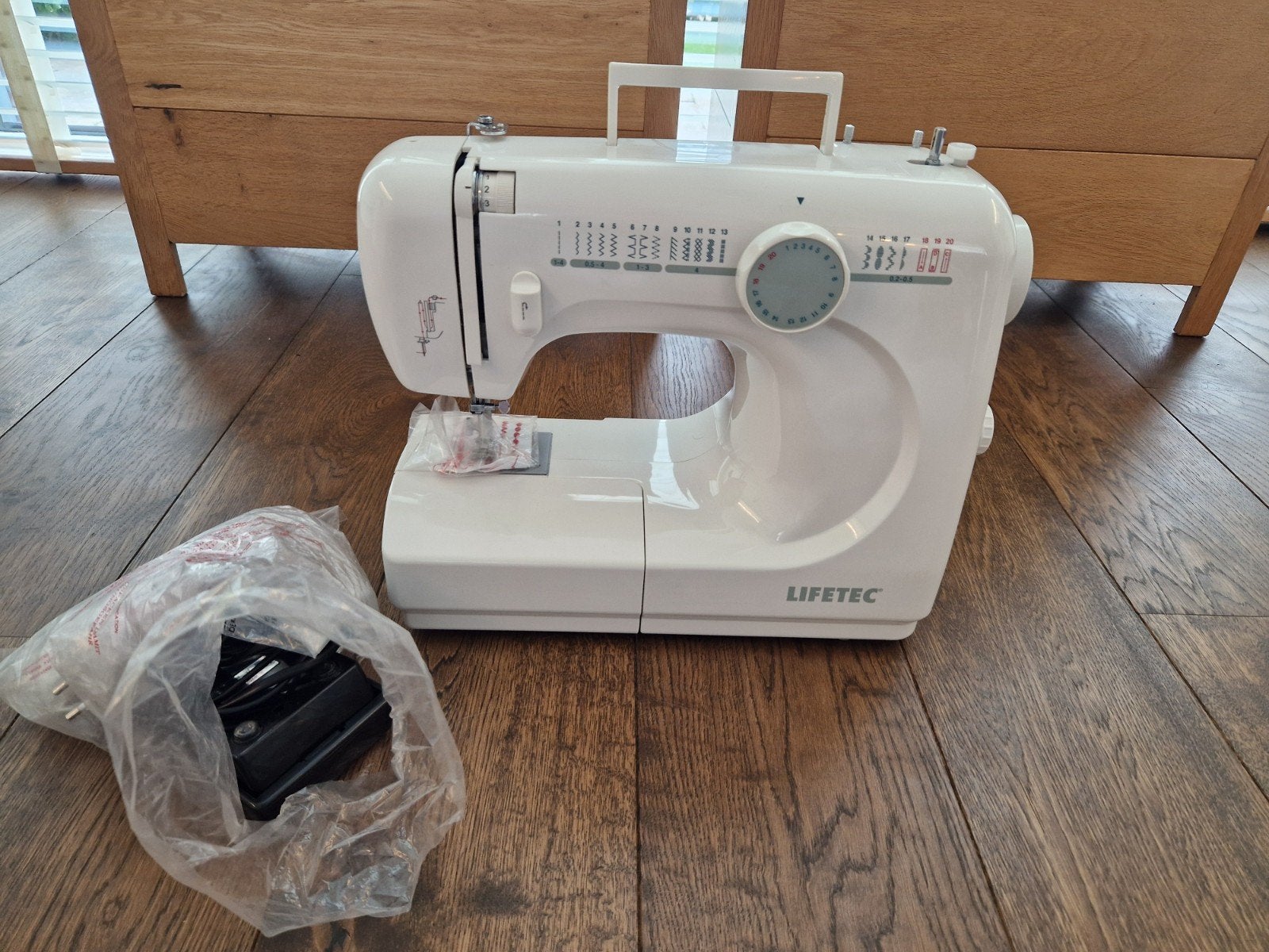 Lifetec naaimachine, Ophalen of Verzenden, Nieuw, Naaimachine, Overige merken