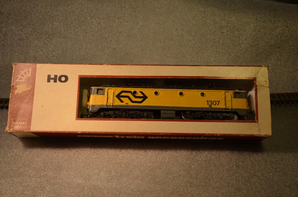 NS 1307 in H0 uitvoering, loopt goed., Gebruikt, Jouef, Analoog, Ophalen of Verzenden