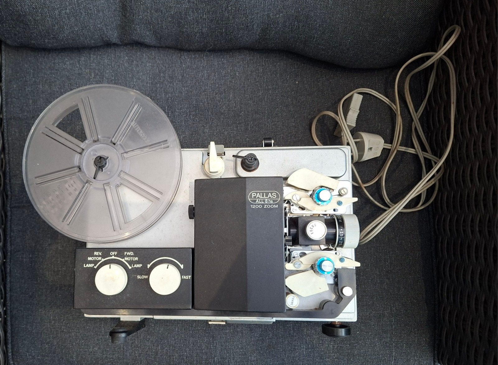 Vintage Pallas filmprojector, Ophalen, 8mm film