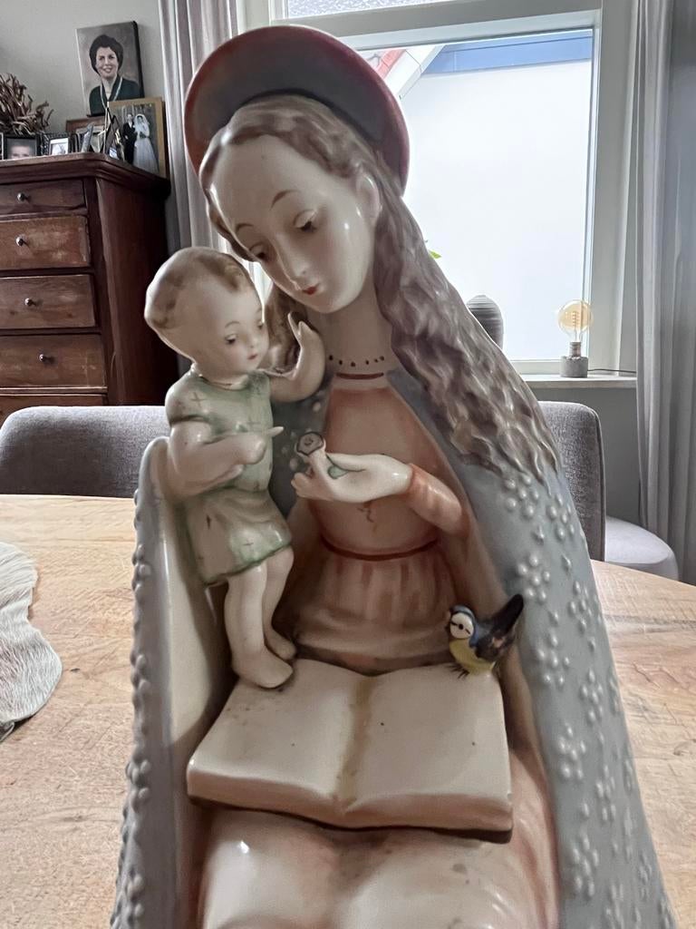 Madonna met kind Hummel Goebel 10/3, Ophalen