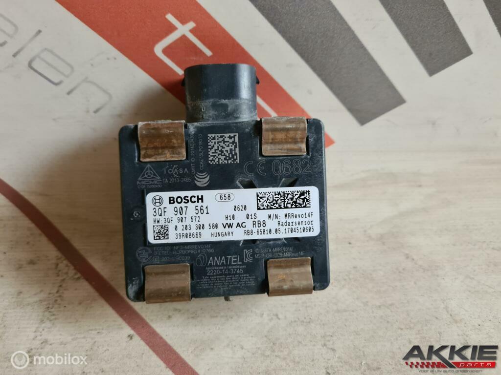 Volkswagen golf Radarsensor 3QF907561, Auto-onderdelen, Elektronica en Kabels, Gebruikt, Ophalen of Verzenden