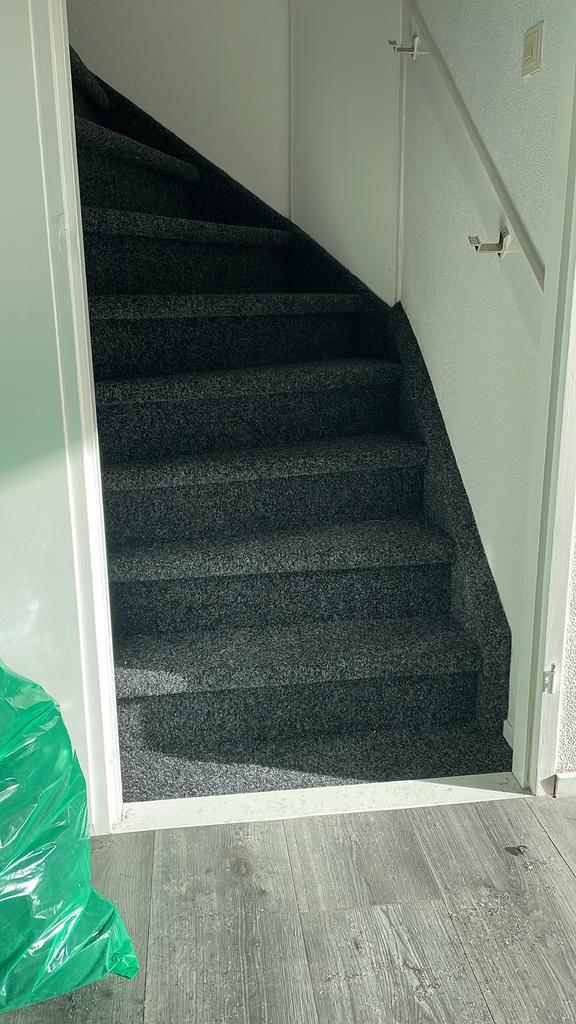 Foto 3 van Vakkundig stofferen van trappen