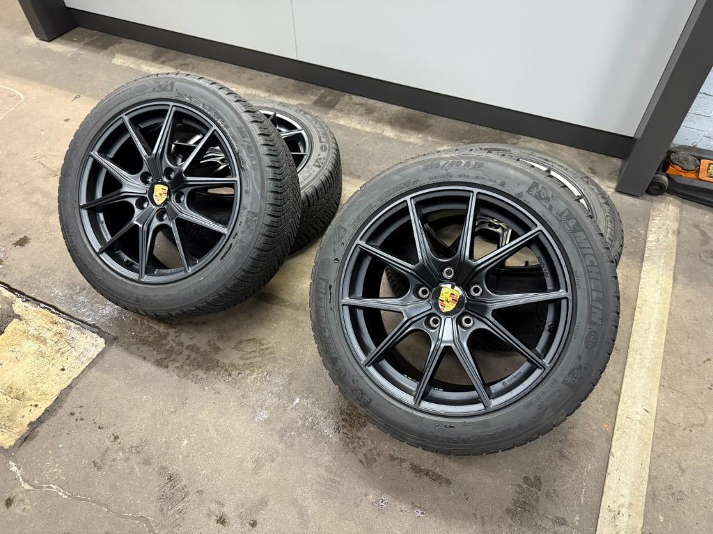 Porsche panamera winterset Michelin/ Breedset/ 1 winter jong, 295 mm, Banden en Velgen, Nieuw, Winterbanden