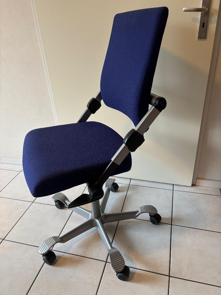 HAG ergonomische bureaustoel, Ophalen, Gebruikt, Blauw, Bureaustoel