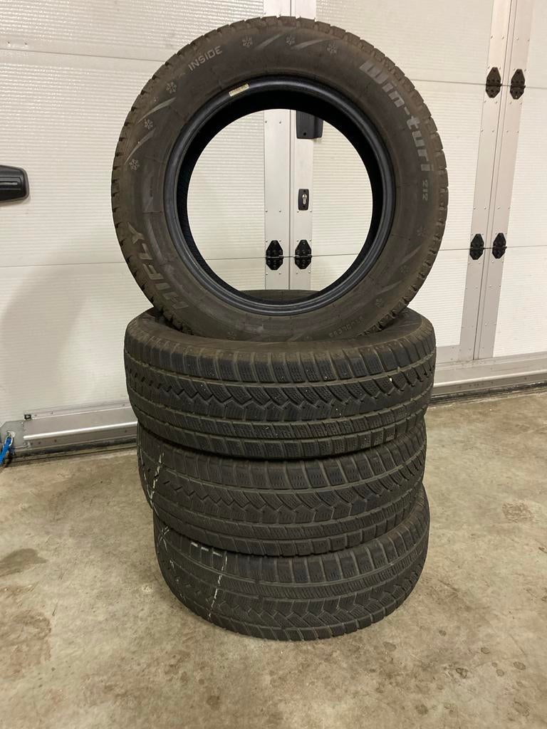 Winterbanden 215/60 R16 Peugeot Expert, Auto-onderdelen, Banden en Velgen, Ophalen, 16 inch, Winterbanden, Band(en)