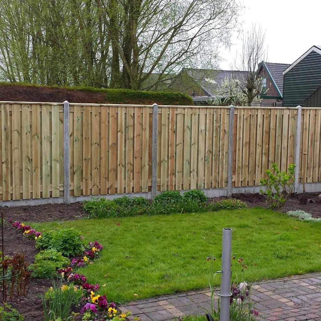 schuttingen hout/beton V.A95,- p/m incl.plaatsen en btw!!, Minder dan 3 meter, Nieuw, Ophalen of Verzenden, 2 meter of meer
