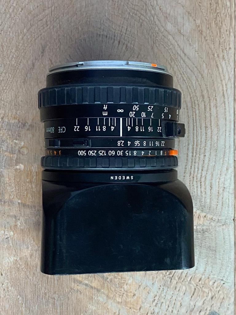 Hasselblad Carl Zeiss Planar 2.8/80 mm CFE lens, Ophalen, Zo goed als nieuw, Standaardlens