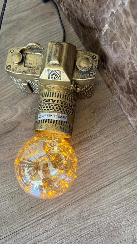 Vintage camera lamp – unieke decoratie – werkt perfect, Kamille2, YBS, Ophalen of Verzenden, Zo goed als nieuw