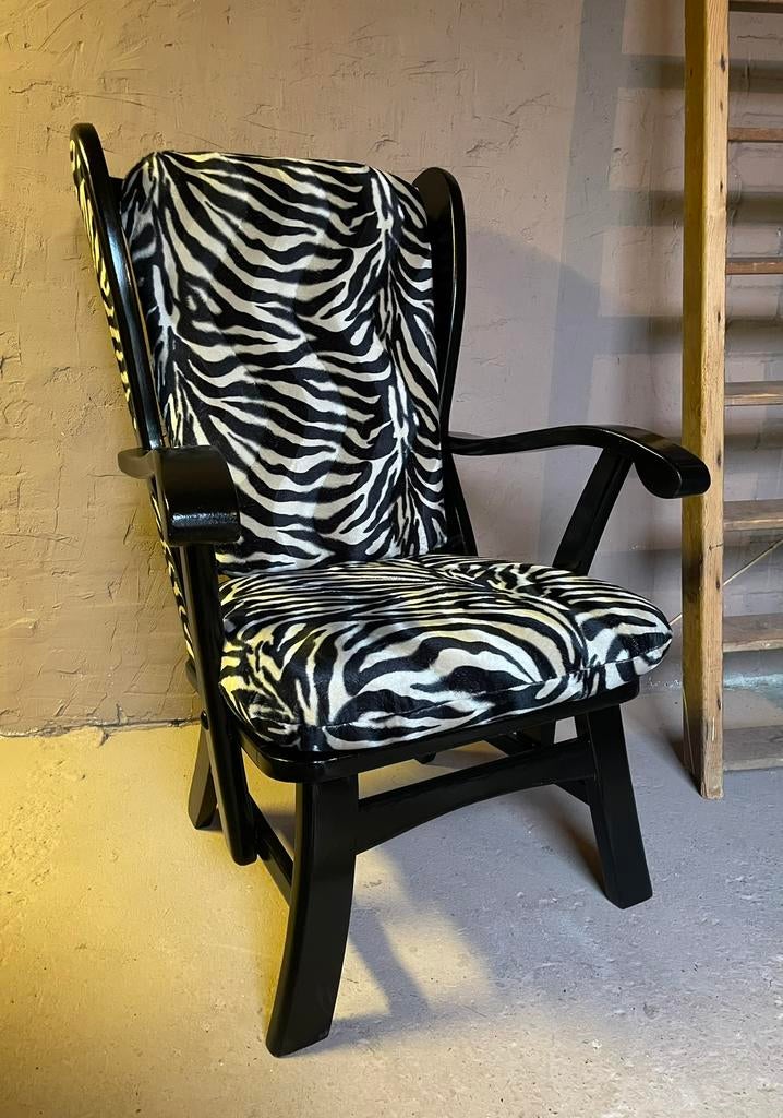 Unieke zebra fauteuil, Ophalen, Zo goed als nieuw, Stof, 50 tot 75 cm