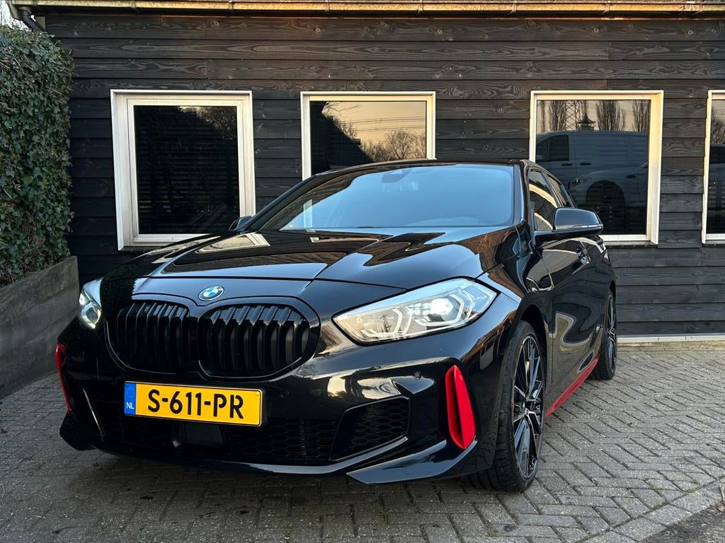 BMW 1-Serie 128ti 265pk Aut 2021 Zwart, Auto's, 1998 cc, Zwart, 4 cilinders, Zwart