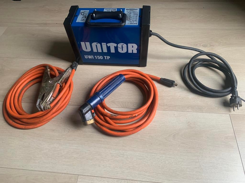 Unitor lasinverter 150 A  type uwi150TP  VRD op 230 V, Doe-het-zelf en Verbouw, Gereedschap | Lasapparaten, Zo goed als nieuw