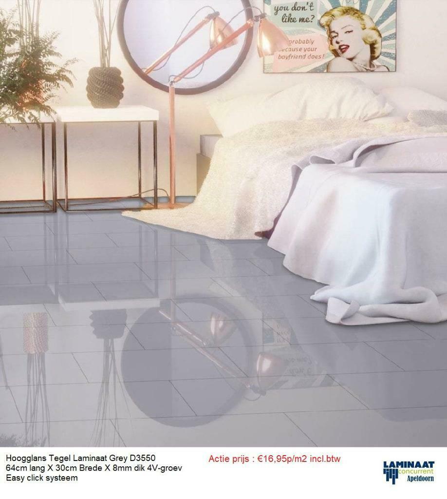 Hoogglans Tegel Laminaat Licht Grijs D3550 Actie: 16,95p/m2, Huis en Inrichting, Stoffering | Vloerbedekking, 75 m² of meer, Nieuw