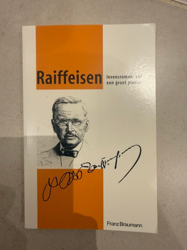 Boek - Raiffeisen door Franz Braumann, Ophalen of Verzenden, Beta, Zo goed als nieuw, HBO