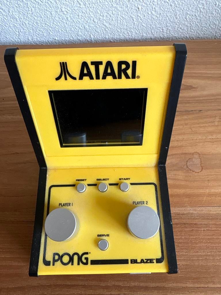 Atari Pong Blaze Mini Arcade - 12 Games, Spelcomputers en Games, Spelcomputers | Atari, Met games, Overige modellen, Ophalen of Verzenden