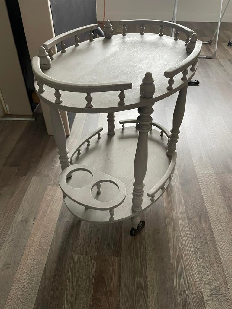 Mooi brocante bijzettafeltje, Huis en Inrichting, Tafels | Bijzettafels, Ophalen, Gebruikt, 55 tot 75 cm, Brocante
