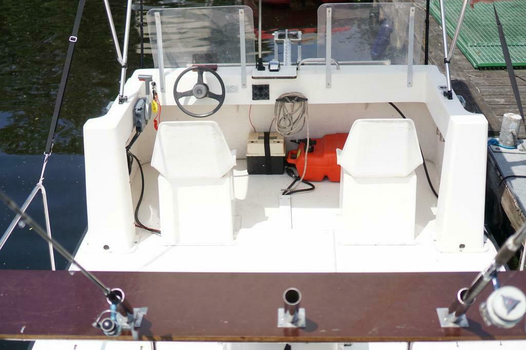 Trollen op snoek Westeinderplassen Meerval baars boot huren, Ophalen