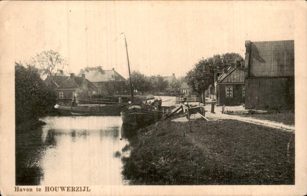 Houwerzijl - Haven - Boten aan kade, Ophalen of Verzenden, Voor 1920, Gelopen, Groningen