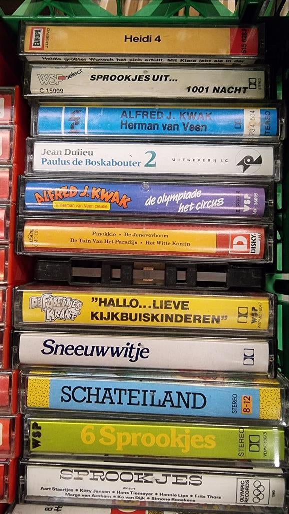 Grote collectie Nederlandstalige kinder cassettes, Gebruikt, Kinderen en Jeugd, Ophalen of Verzenden, Voorbespeeld