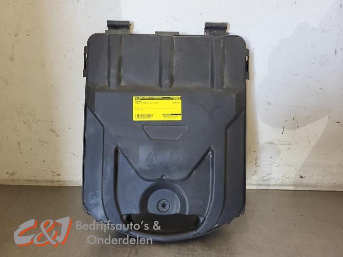 Krikset van een Renault Trafic, Gebruikt, -, Renault, -