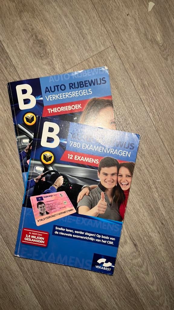 Auto theorie boeken, Ophalen of Verzenden, Zo goed als nieuw, Algemeen