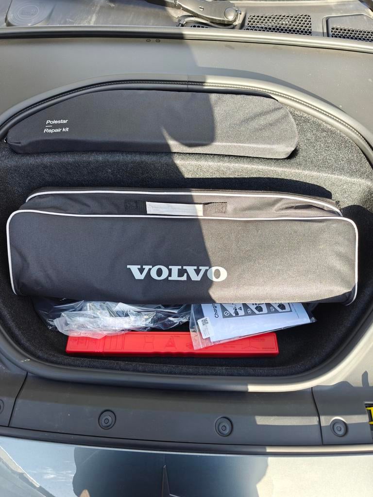 Originele Polestar/Volvo sneeuwkettingen te huur, Auto diversen, Sneeuwkettingen, Ophalen, Nieuw