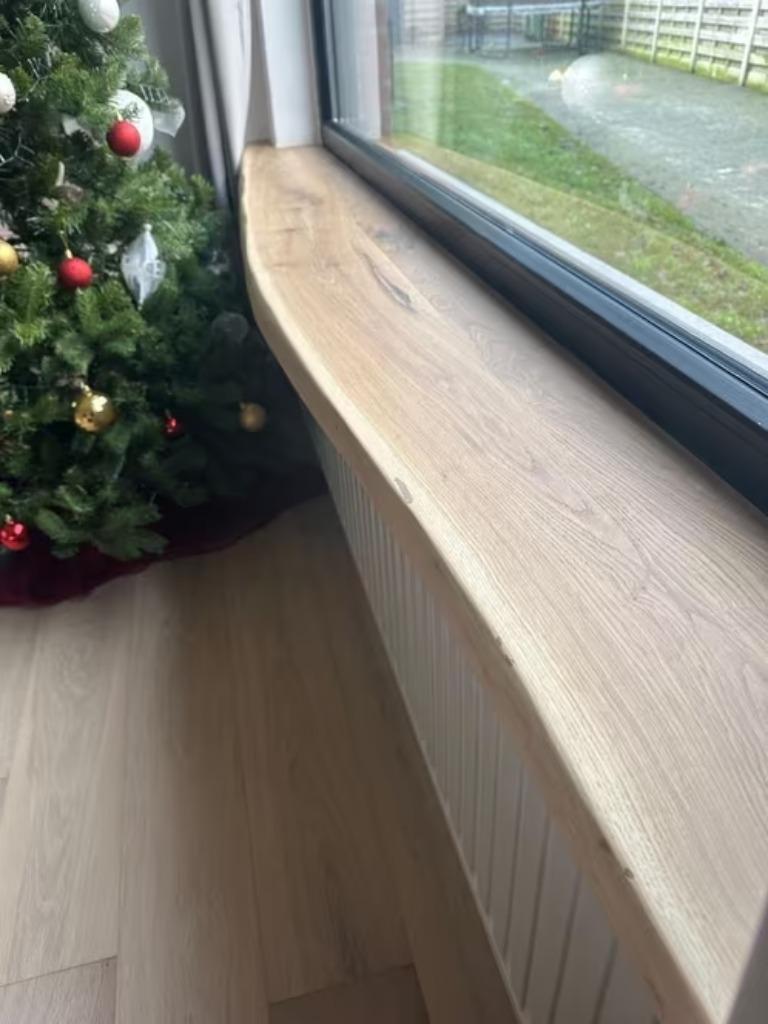 Massief eiken vensterbank met boomstam rand of rechte randen, Doe-het-zelf en Verbouw, Hout en Planken, Minder dan 25 mm, Nieuw