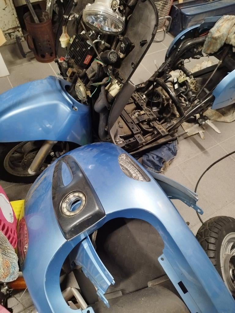 Onderdelen Kymco new sento injectie, Fietsen en Brommers, Brommeronderdelen | Scooters, Ophalen of Verzenden, Gebruikt, Koplamp