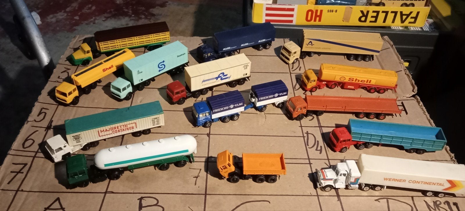 15 x 1:87 vrachtwagens o.a. Lima efsi kibri wiking €20,00, Hobby en Vrije tijd, Ophalen, Gebruikt, Bus of Vrachtwagen, Efsi