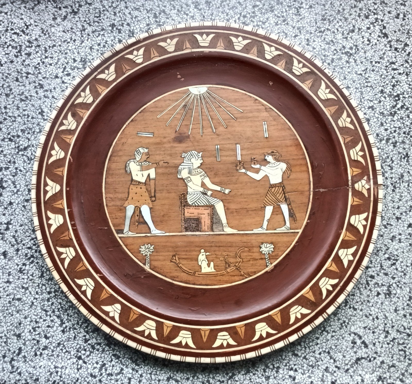 Egyptisch ingelegd houten wandbord. 35cm Dia.., Ophalen of Verzenden