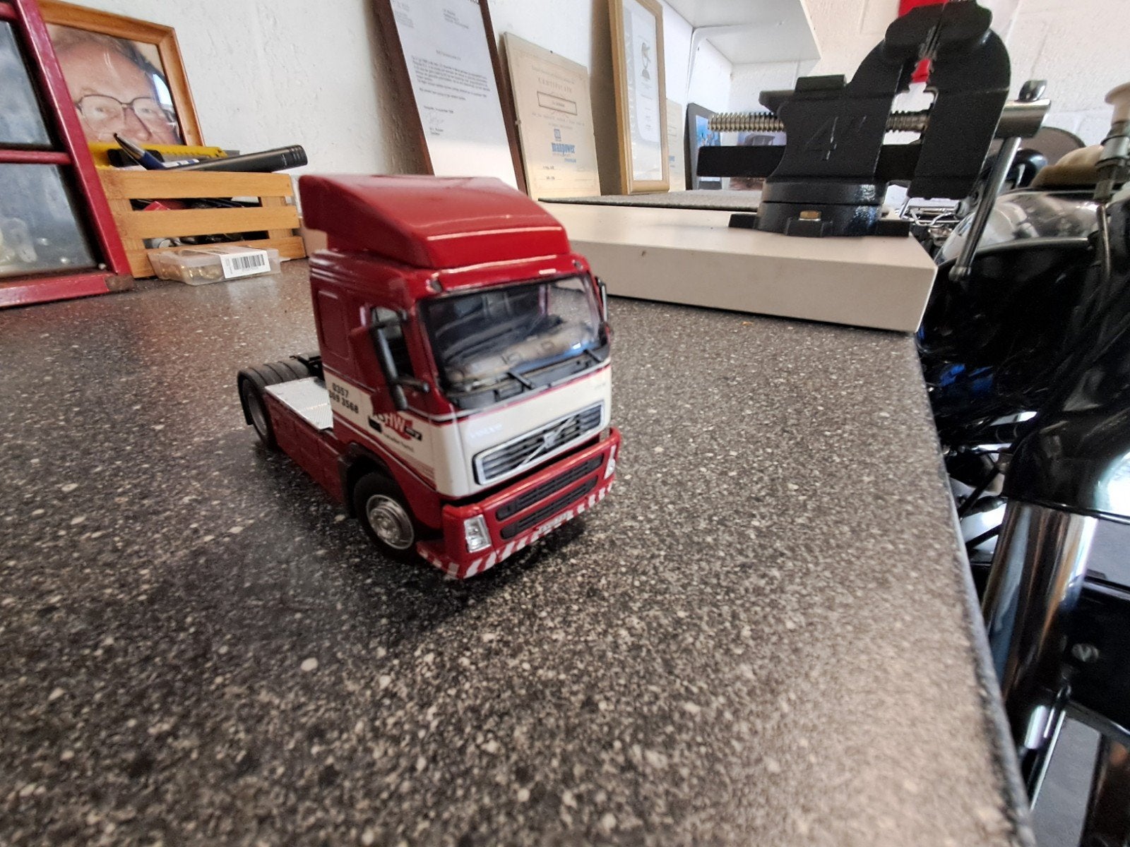 Volvo FH  trekker, Ophalen of Verzenden, Zo goed als nieuw, Bus of Vrachtwagen, Overige merken